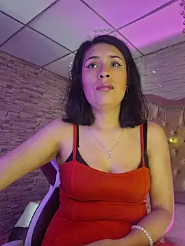 Roxanne Han online show from March 2026 12:33:02 PM