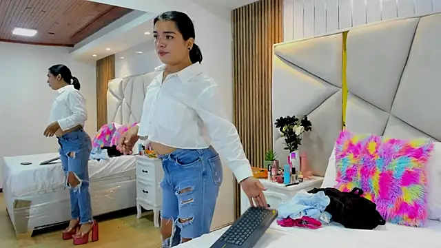 SweetKata  online show from December 2025 11:41:02 AM