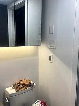 elliepixie online show from November 2025 01:34:02 PM