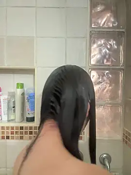 IslaCole online show from January 2026 08:12:01 PM