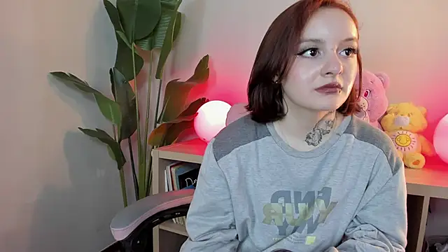 Snapshot of lexirouge__ chatting on October 2025 12:40:02 PM lexirouge online show from October 2025 12:40:02 PM