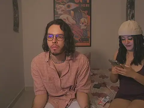 Snapshot of dan_and_daya chatting on October 2025 05:13:01 AM dan and daya online show from October 2025 05:13:01 AM