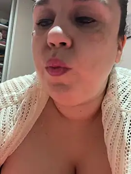 Snapshot of Rheetnena1 chatting on May 2026 03:14:02 AM Rheetnena1 online show from May 2026 03:14:02 AM