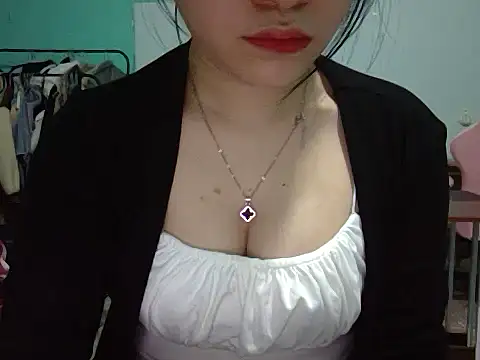 Snapshot of May2k2 chatting on November 2025 01:41:01 AM May2k2 online show from November 2025 01:41:01 AM