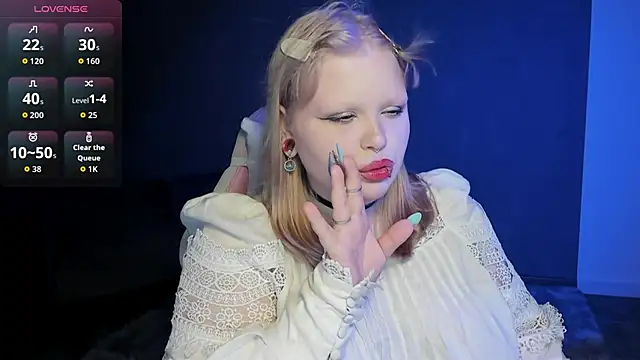 LottieReed online show from May 2026 06:54:02 AM