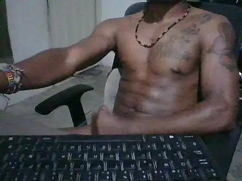 LKHALIFAXXX online show from October 2025 07:40:01 AM