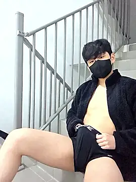 yanonam online show from January 2026 05:51:02 PM