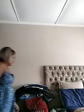 IndianLara online show from April 2026 01:03:01 PM