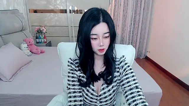 Xiaodie-baby online show from November 2025 03:31:02 AM