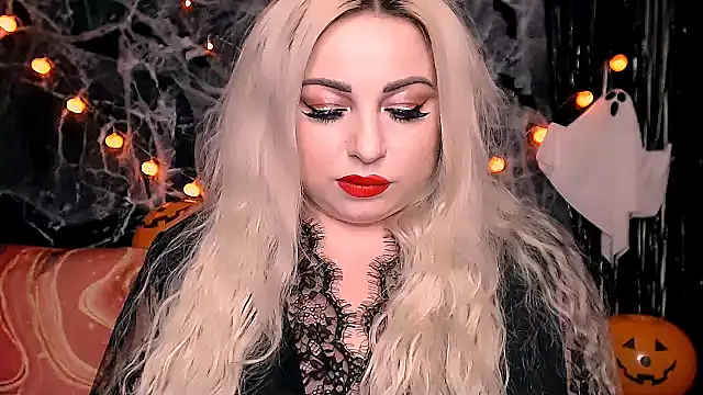 Renee Cherry online show from November 2025 02:02:02 AM