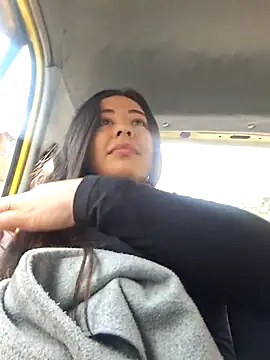 SantaRameriz online show from November 2025 04:06:02 PM