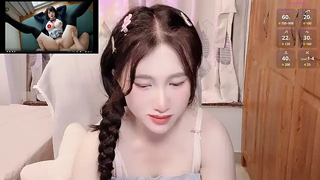 Snapshot of anna-888- chatting on October 2025 04:57:01 PM anna-888- online show from October 2025 04:57:01 PM