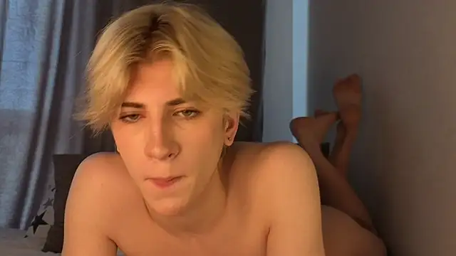Snapshot of Oliver_star_boy_ chatting on June 2026 08:27:02 AM Oliver star boy online show from June 2026 08:27:02 AM