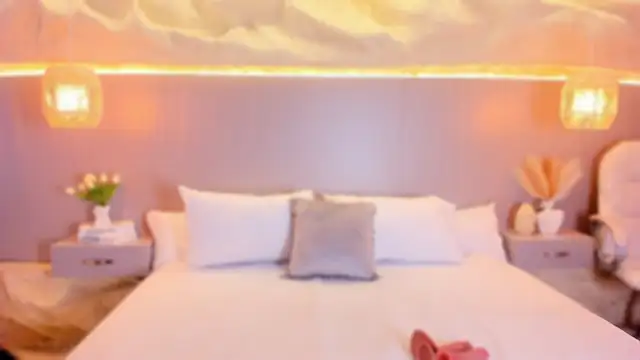 AmyColman  online show from March 2026 12:05:02 PM