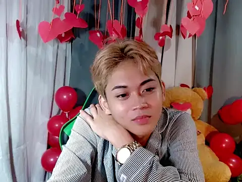 Snapshot of AsianCuteGuy21 chatting on February 2026 02:41:02 AM AsianCuteGuy21 online show from February 2026 02:41:02 AM