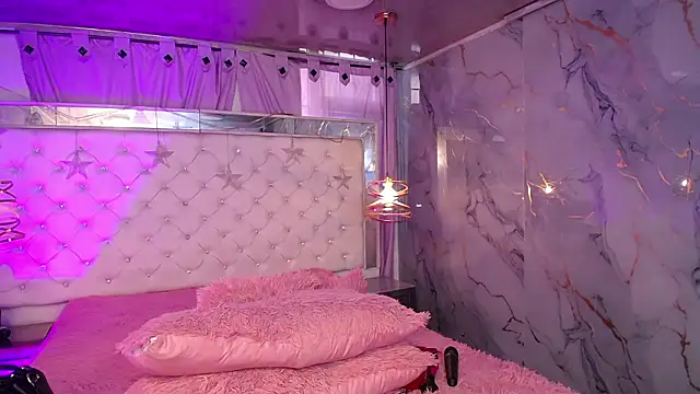 Melissa-roberts online show from February 2026 01:41:02 PM