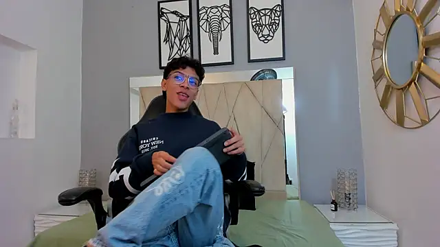 adams bobby online show from December 2025 11:37:01 AM