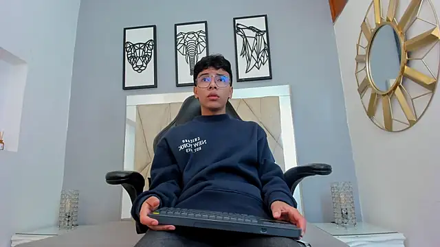 adams bobby online show from April 2026 11:04:02 AM