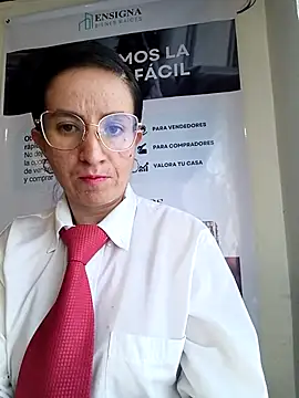 Snapshot of Valentina--1 chatting on December 2025 11:59:01 AM Valentina--1 online show from December 2025 11:59:01 AM