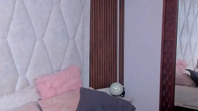 IrinaaVega online show from June 2026 05:41:01 PM