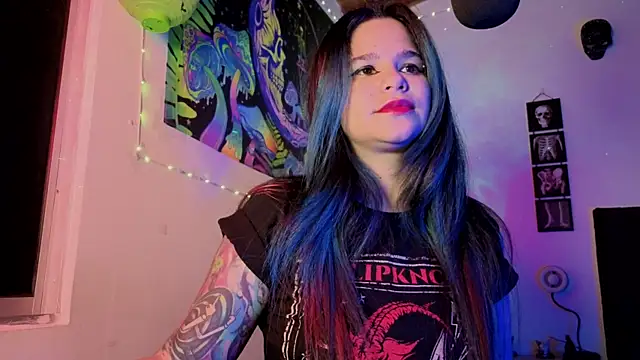 Snapshot of AshGraven chatting on November 2025 04:25:02 AM AshGraven online show from November 2025 04:25:02 AM