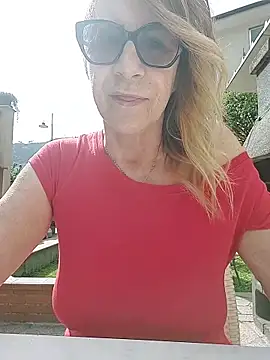 susylux online show from April 2026 01:58:02 PM