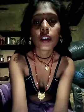 QRANSEXI online show from December 2025 01:33:02 AM