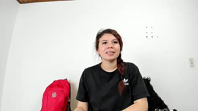 Vanessa Martinz online show from October 2025 12:13:02 PM