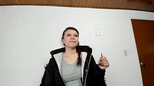 Vanessa Martinz online show from November 2025 11:53:01 AM