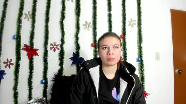 Vanessa Martinz online show from December 2025 12:10:01 PM