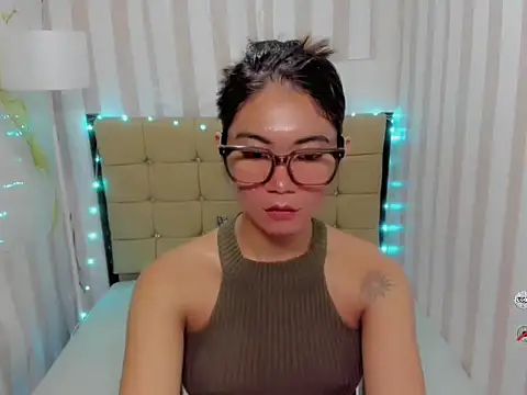 BigCockJade online show from April 2026 07:06:02 PM