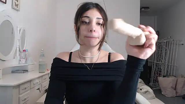bellefleurrr online show from July 2026 12:15:02 AM