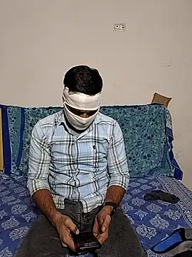 Snapshot of Heena-143 chatting on November 2025 11:14:01 AM Heena-143 online show from November 2025 11:14:01 AM