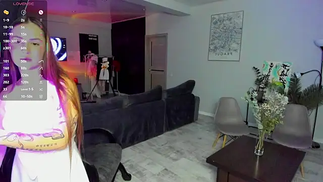 Snapshot of Cleojuice chatting on November 2025 02:06:01 PM Cleojuice online show from November 2025 02:06:01 PM