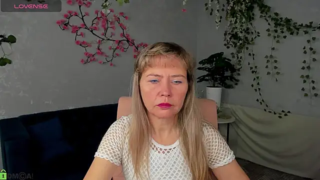 Snapshot of Carla_Vogue chatting on November 2025 03:01:02 AM Carla Vogue online show from November 2025 03:01:02 AM