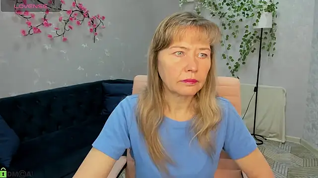 Snapshot of Carla_Vogue chatting on November 2025 02:58:01 AM Carla Vogue online show from November 2025 02:58:01 AM