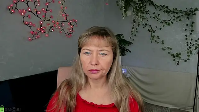 Snapshot of Carla_Vogue chatting on December 2025 10:13:01 AM Carla Vogue online show from December 2025 10:13:01 AM