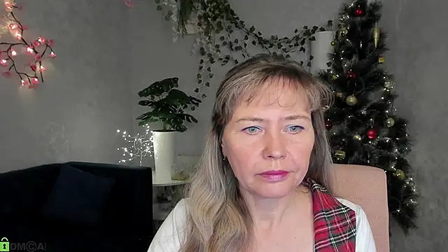 Snapshot of Carla_Vogue chatting on December 2025 10:57:02 AM Carla Vogue online show from December 2025 10:57:02 AM