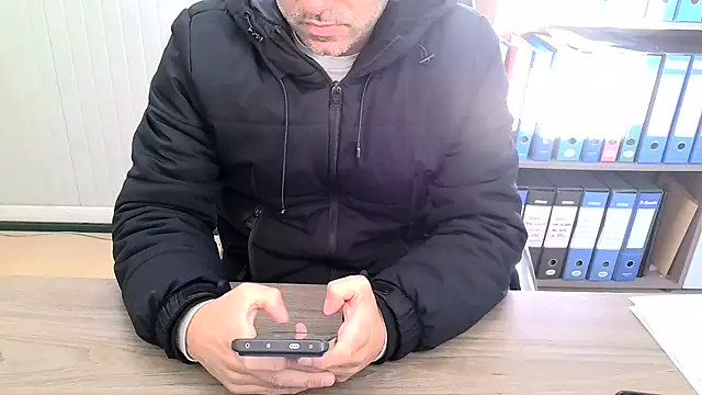 Evasionee online show from December 2025 07:35:01 AM