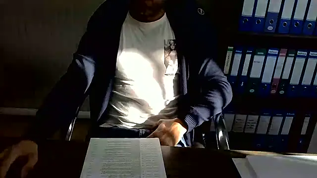 Evasionee online show from March 2026 07:22:02 AM