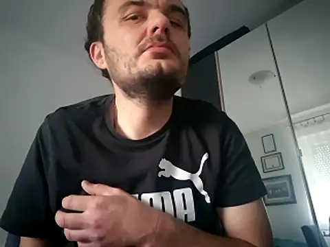 Snapshot of domymatteo69 chatting on October 2025 03:02:01 PM domymatteo69 online show from October 2025 03:02:01 PM