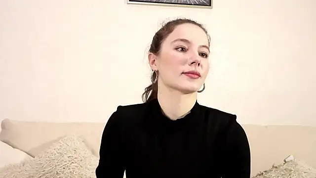 Snapshot of Petalwren chatting on December 2025 11:36:02 AM Petalwren online show from December 2025 11:36:02 AM