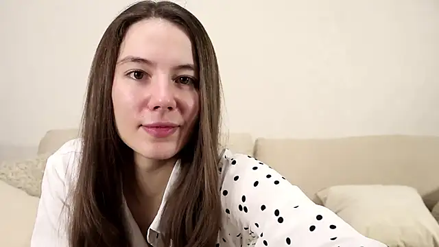 Snapshot of Petalwren chatting on December 2025 11:39:02 AM Petalwren online show from December 2025 11:39:02 AM