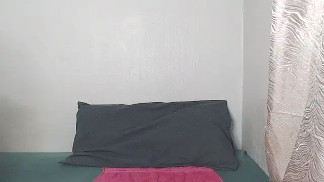 EbonyTinyX online show from November 2025 01:30:01 AM