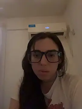 Snapshot of gigi333regi chatting on December 2025 03:28:02 PM gigi333regi online show from December 2025 03:28:02 PM