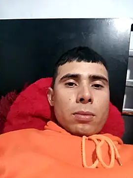 robinhd1234 online show from February 2026 11:47:02 PM