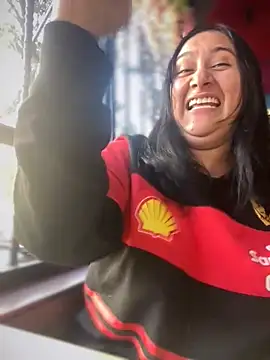 Snapshot of _Nalaa chatting on November 2025 12:27:02 PM Nalaa online show from November 2025 12:27:02 PM