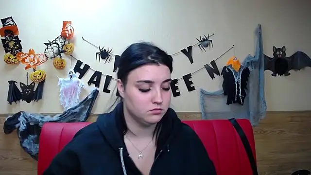 Snapshot of ScarletCargo chatting on November 2025 05:58:02 PM ScarletCargo online show from November 2025 05:58:02 PM