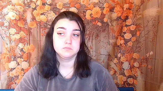 Snapshot of ScarletCargo chatting on November 2025 06:04:02 AM ScarletCargo online show from November 2025 06:04:02 AM