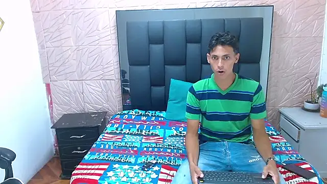 wiltom  online show from October 2025 03:41:02 AM